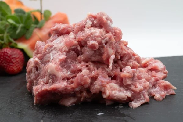 Huhn gewolft - Frisches Hühnerfleisch